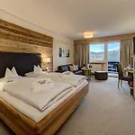 Wellnesshotel Hofbraeuhaus 4* בודנמאיס