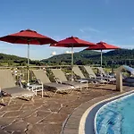 Wellnesshotel Hofbraeuhaus 4*