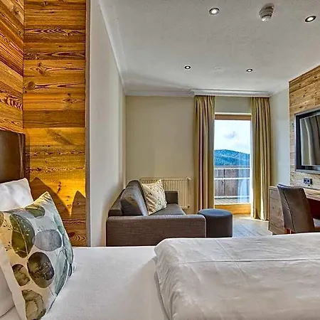 Wellnesshotel Hofbraeuhaus 4*