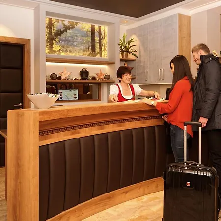 Wellnesshotel Hofbraeuhaus 4*