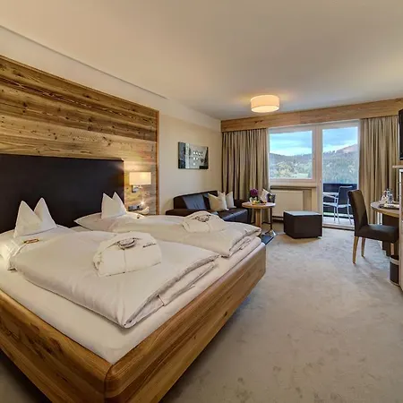 Wellnesshotel Hofbraeuhaus 4* بودنمايس
